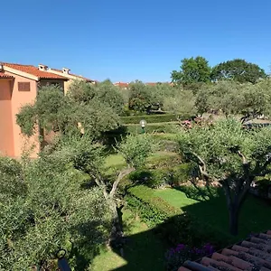 Casa vacanze Bilocale Gli Ulivi San Teodoro, San Teodoro (Sardinia)